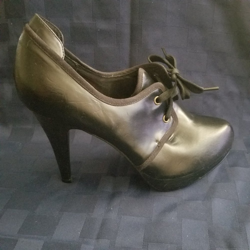 H&M Black Low Rise Bootie Heel Women's Sz 9